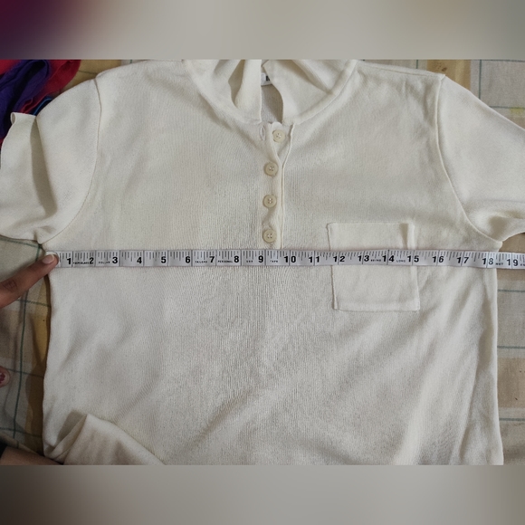 White top 🤍 - Picture 14 of 14